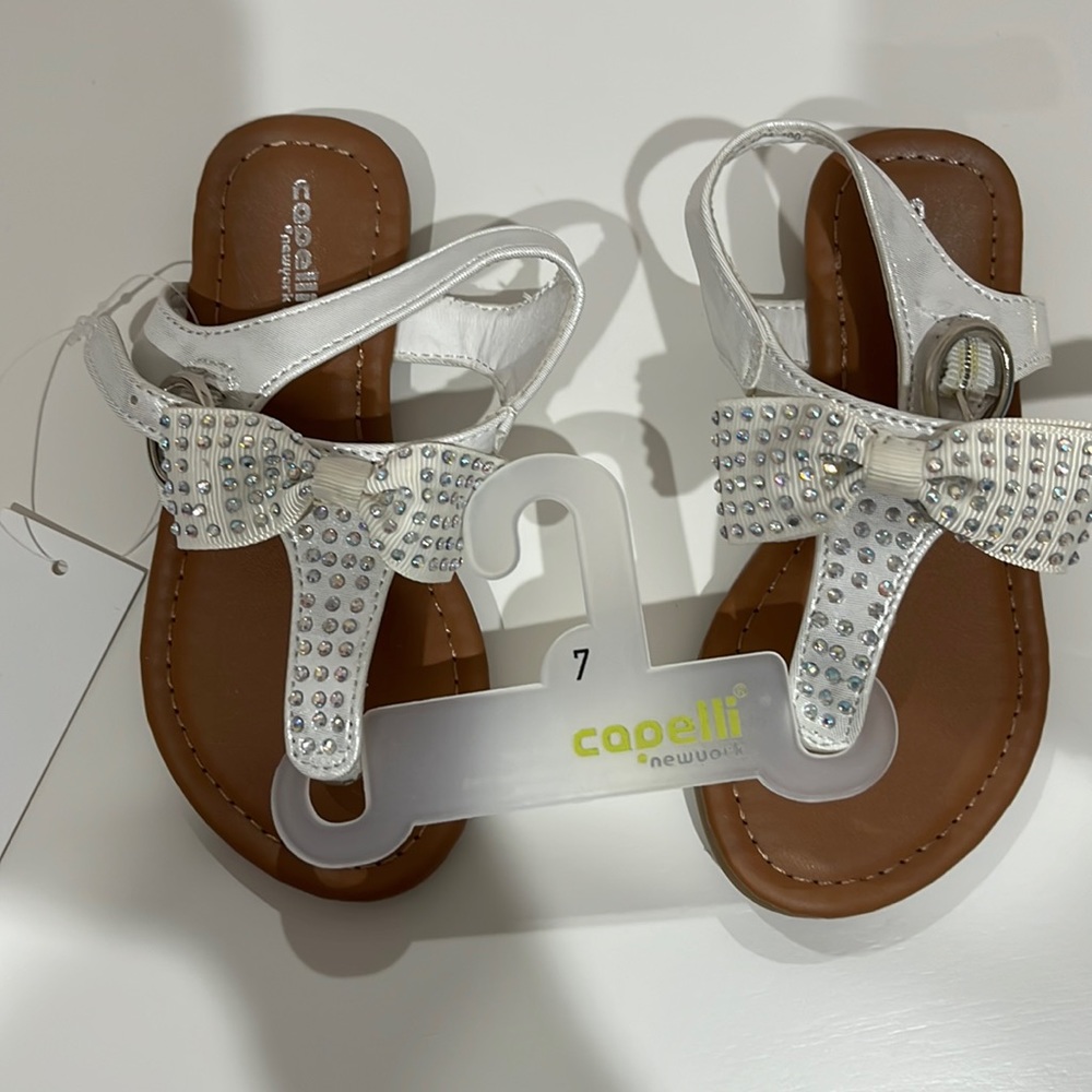 Capelli of new york sandals